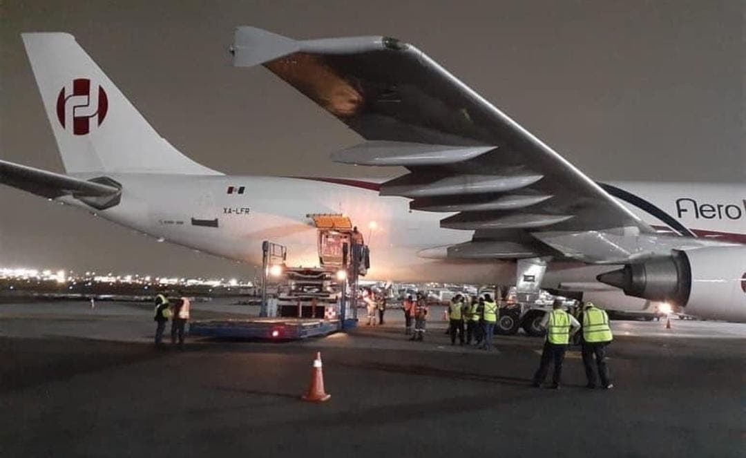 Recibe México 2.9 millones de vacunas de AstraZeneca