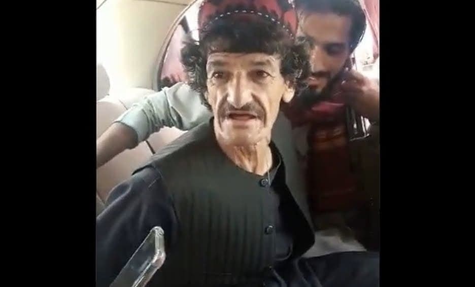 Talibanes secuestran, cortan garganta y matan a famoso cómico de Afganistán