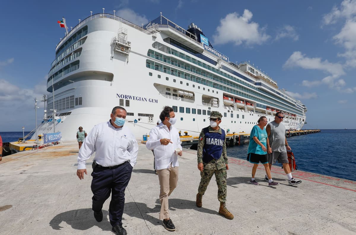 Cozumel reactiva sus tres terminales para cruceros al recibir a la NCL en Punta Langosta