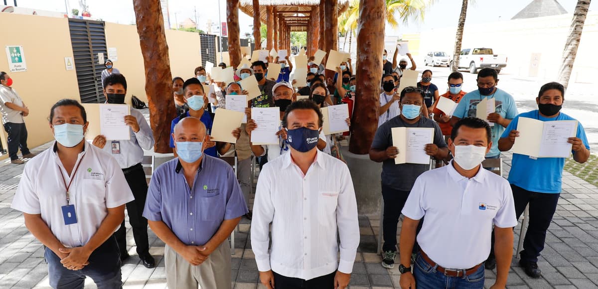 Atestigua Pedro Joaquín entrega de apoyos de Royal Caribbean a servidores turísticos de Cozumel