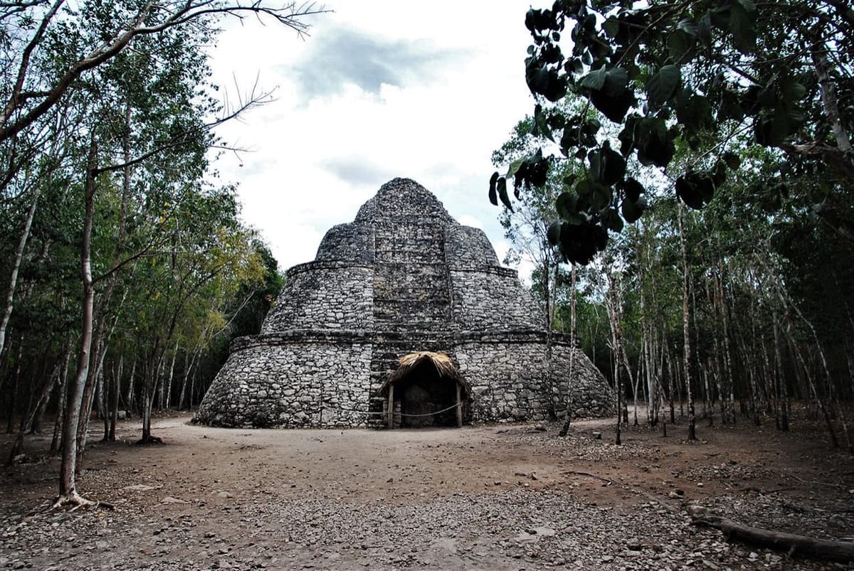 Cierran otra vez zona arqueológica de Cobá; ejidatarios amenazan con tomar instalaciones