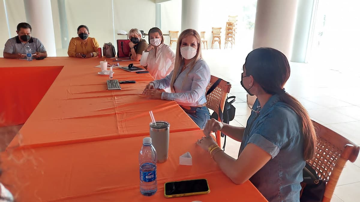 Integrará Lili Campos propuestas ciudadanas en su plan de gobierno