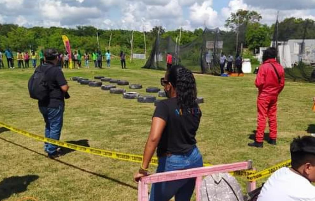 OLV: ¡Jugaremos, muévete luz verde! Recrean en Quintana Roo retos de 'El juego del calamar'