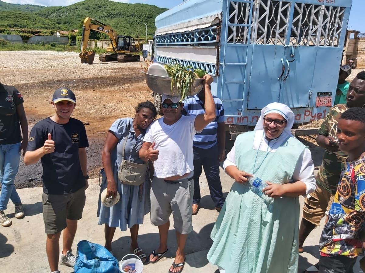 Buscan solidaridad de la Guardia Costera de EE.UU. para rescatar a tripulantes del "M.O.I Guadalupe"