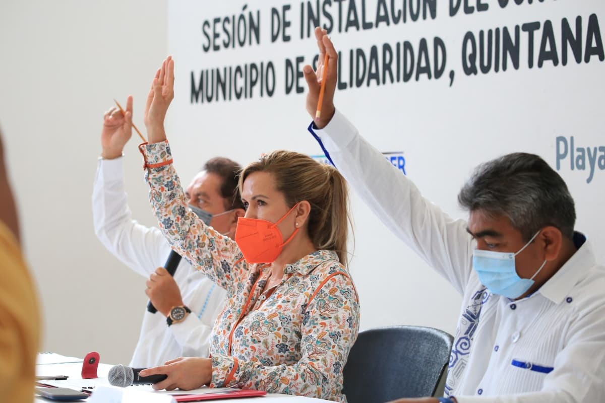 Gobierno de Solidaridad busca agilizar trámites a empresas