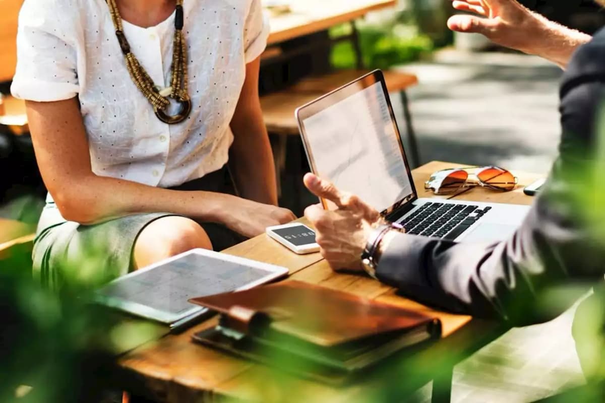 La rechazan de un empleo por ser "demasiado gorda"