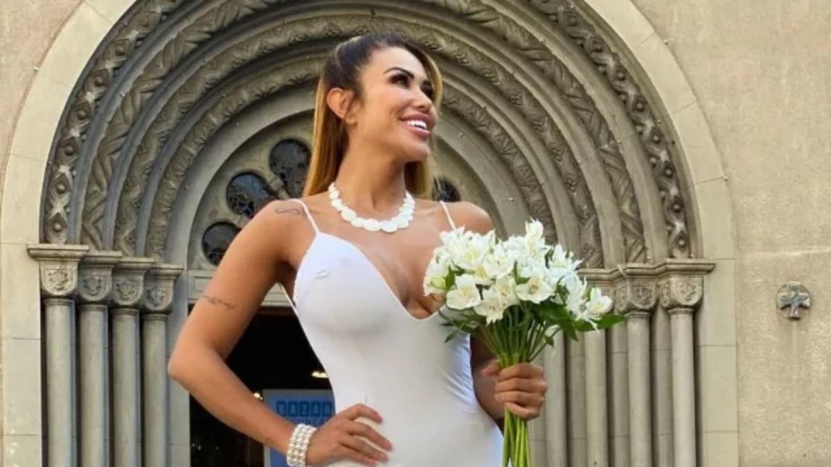 Modelo se casó con ella misma y se divorcia tras 90 días de matrimonio