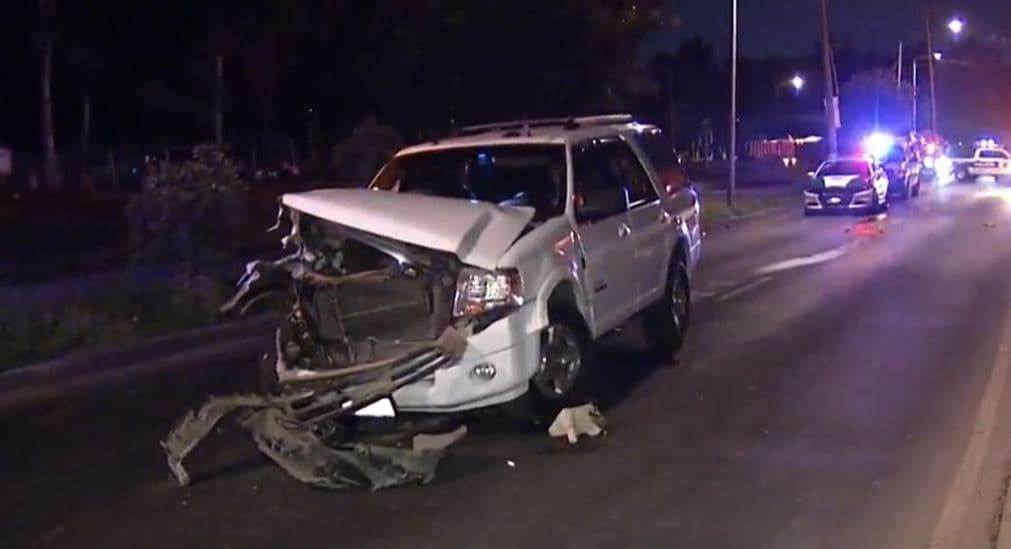 Ladrones se roban una camioneta, pero la chocan tras ser sorprendidos