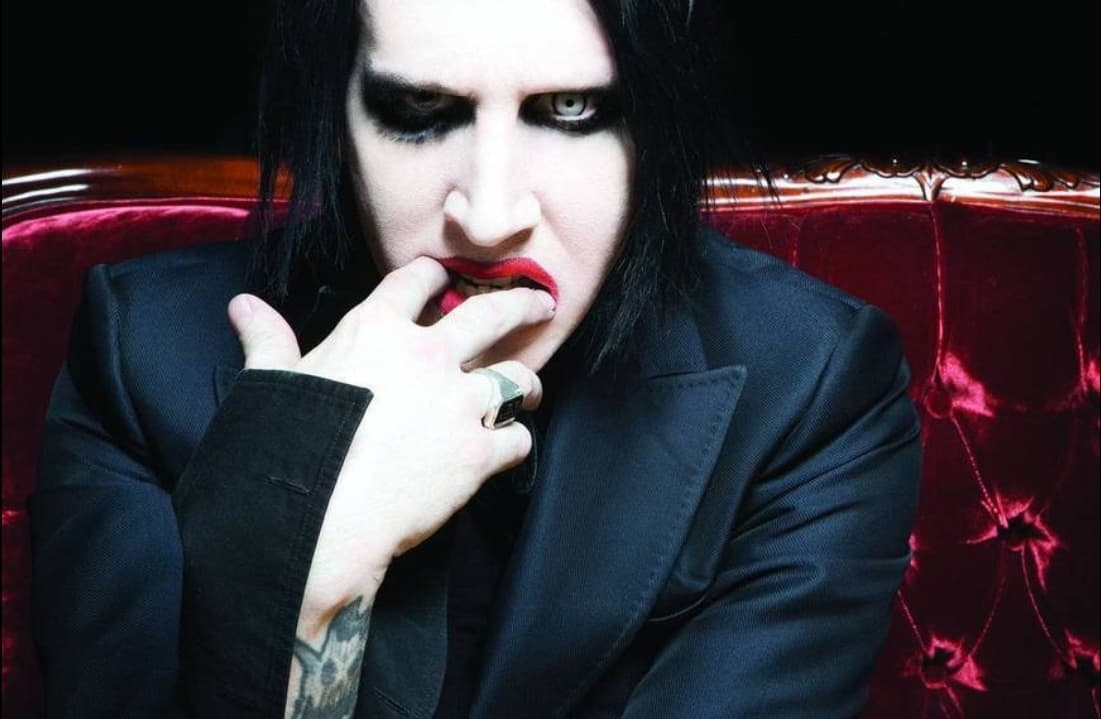 Denuncian a Marilyn Manson por encerrar a mujeres en un ‘cuarto de tortura’