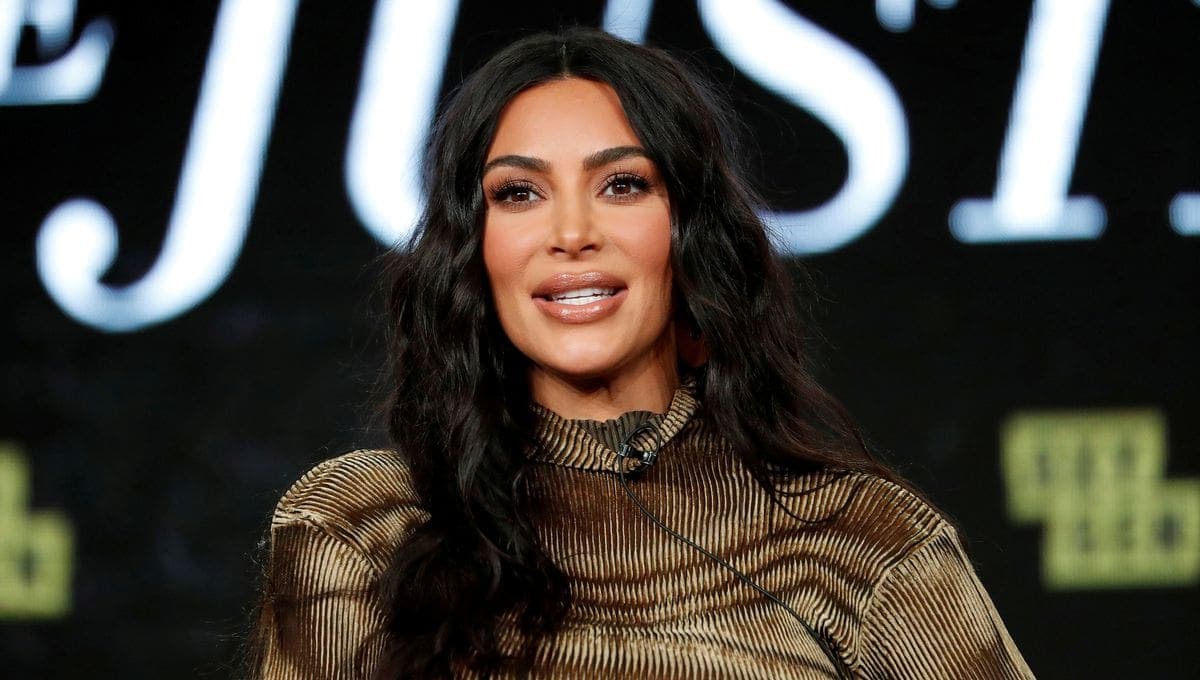 Kim Kardashian demuestra su amor; gracias a su ayuda jugadoras de futbol salieron de Afganistán