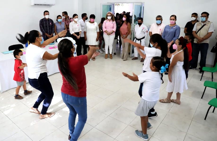 Amplía cursos y talleres el DIF Solidaridad en el CDC de la 28 de Julio