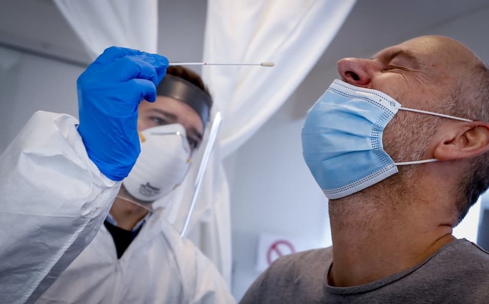 Desciende curva de contagios a COVID-19 en Quintana Roo; 392 positivos en 24 hrs