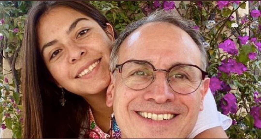¡Es niña! Nace hija de Hugo López-Gatell y Rebeca Peralta
