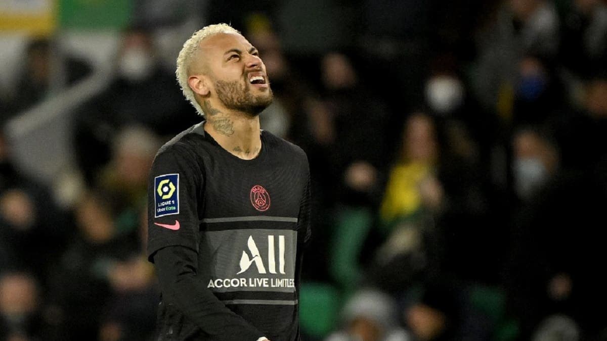 Video: el insólito fallo de Neymar al lanzar un penalti se hace viral