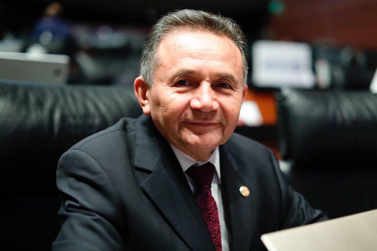 Por su 'intachable trayectoria de vida', MC designa a José Luis Pech como su candidato a Gobernador