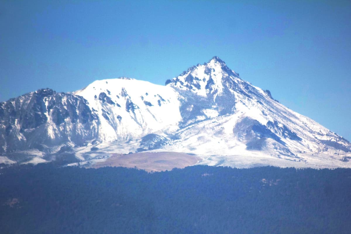 Familia se pierde en el Nevado de Toluca; ya fueron rescatados