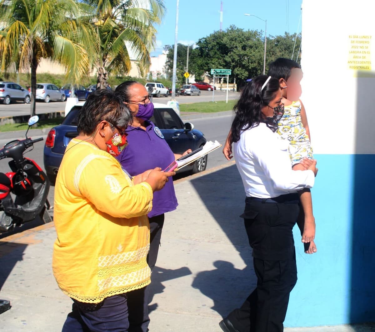 En Cancún, rescatan a niño de 4 años, maltratado y con quemaduras en los pies