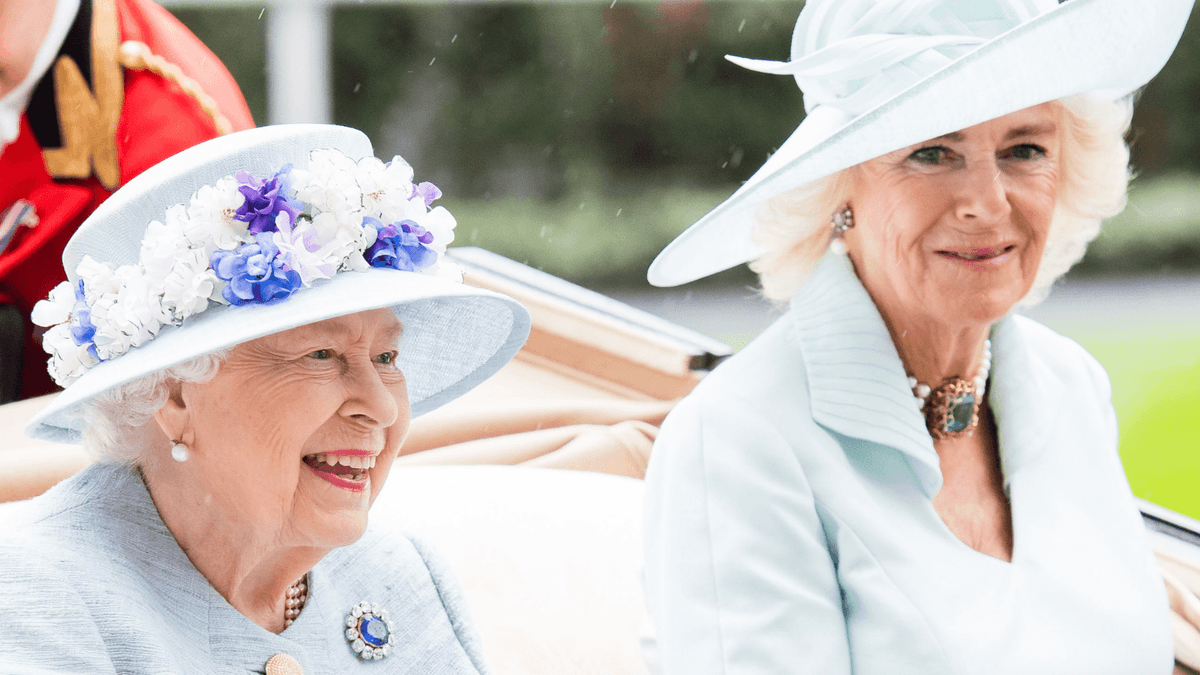 Isabel II cumple 70 años como monarca; quiere que Camila sea reina consorte