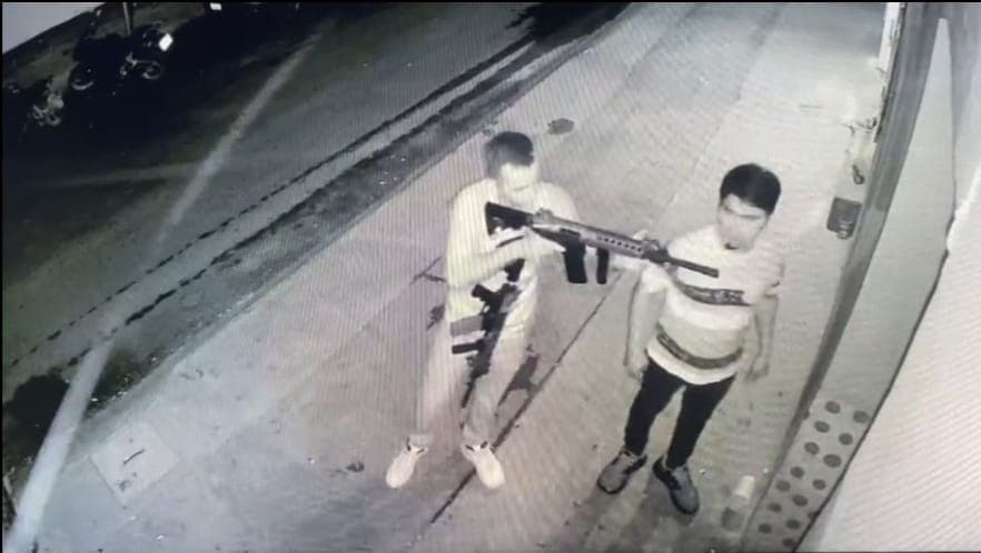 Marinos ebrios encañonan a trabajadores y turistas en Bacalar