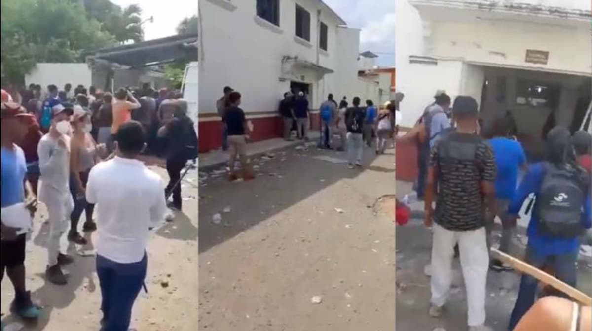 VIDEO: Migrantes destruyen la oficinas de migración de Tapachula, Chiapas