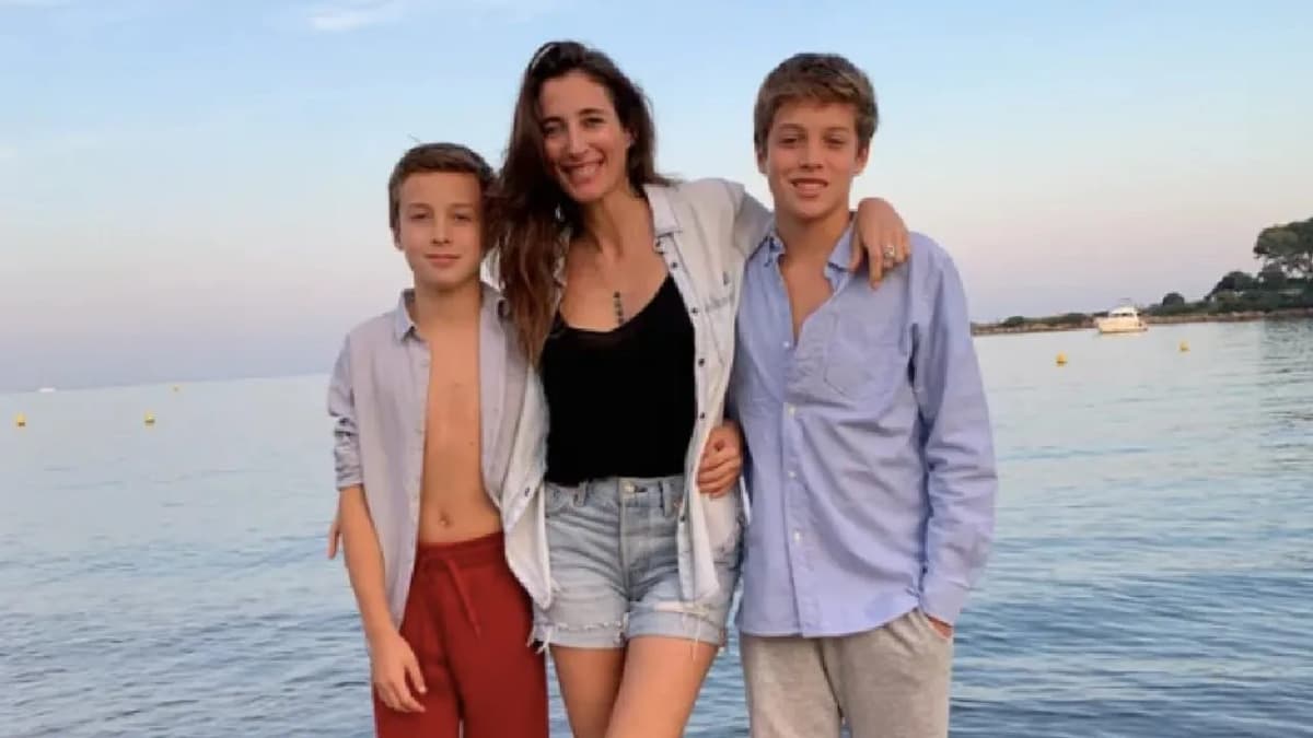 Madre e hijo adolescente crean "kit de iniciación" para su primera relación sexual