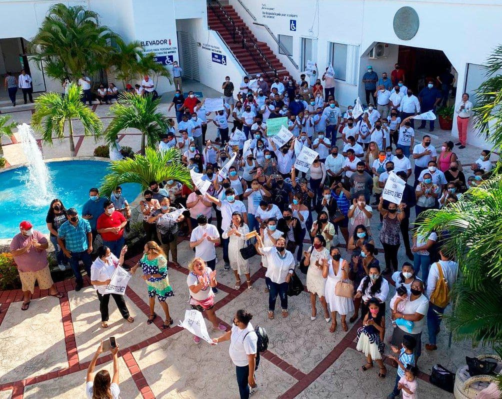 Oficializan candidatura dos aspirantes a alcaldes de Puerto Aventuras