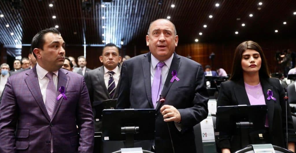 Piden a MORENA presentar una nueva iniciativa de la reforma eléctrica para que se apruebe