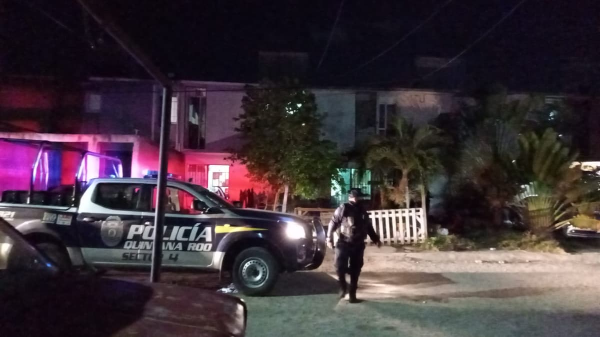 Acribillan a dos sujetos en el fraccionamiento 'La Guadalupana' de Cancún