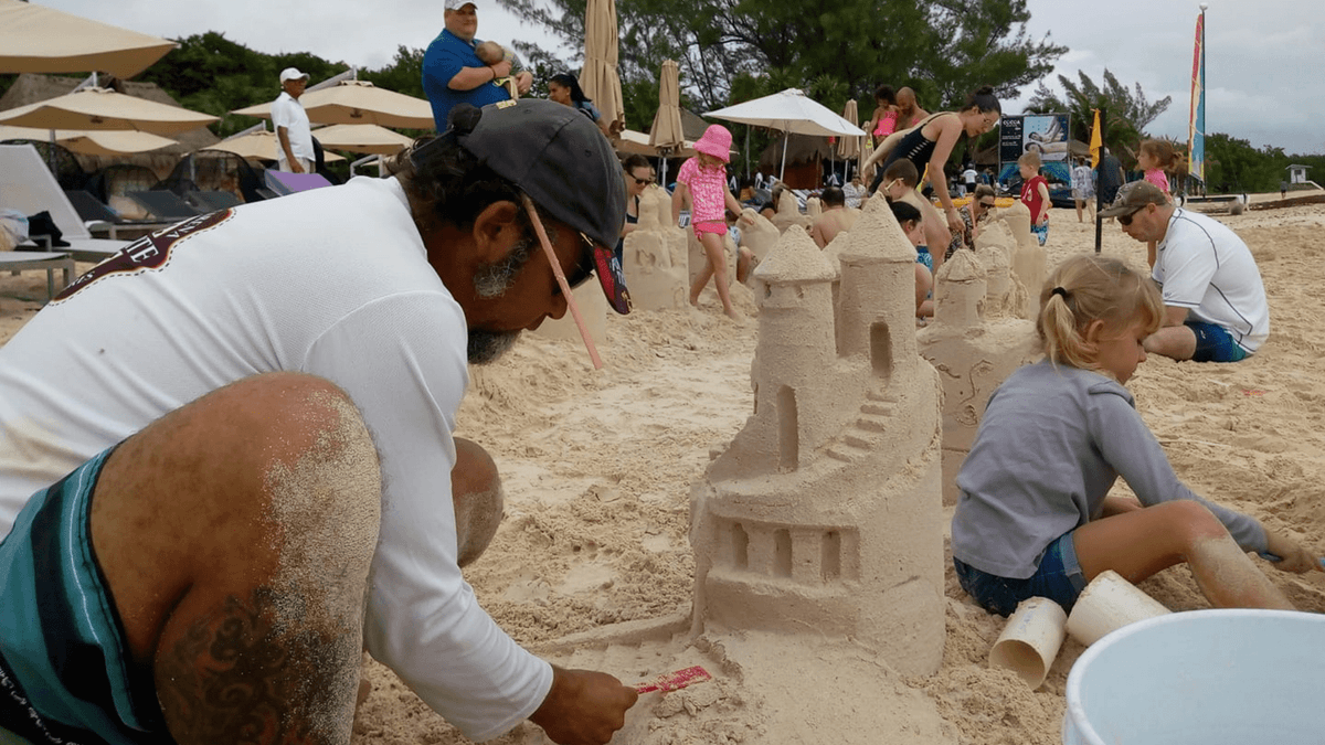Realizarán concurso de esculturas de arena en hotel Paradisus Playa del Carmen