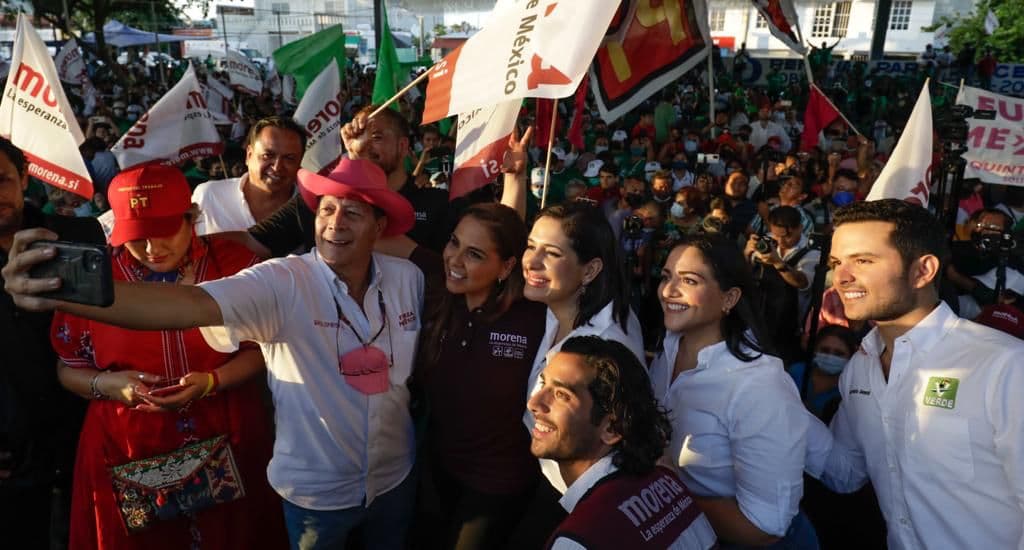 El futuro de Playa del Carmen y Quintana Roo va de la mano de grandes mujeres: Pablo Bustamante