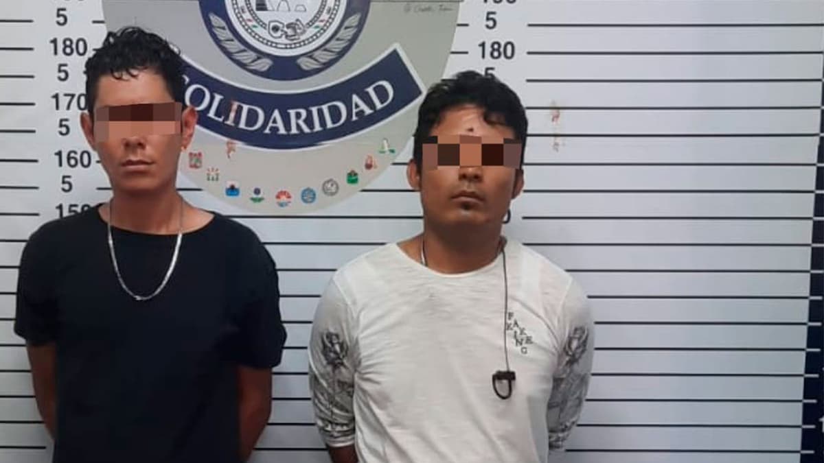 Operaban en la Quinta Avenida, los detiene la Policía Turística con coca