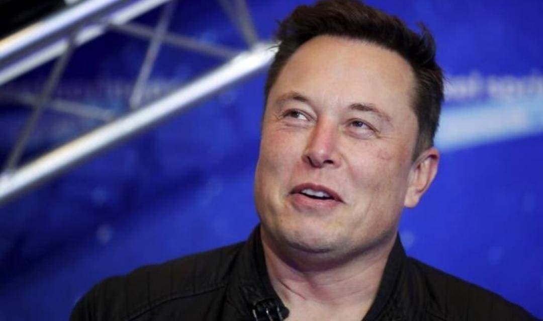 Elon Musk ofrece comprar todas las acciones de Twitter; propuesta causa polémica