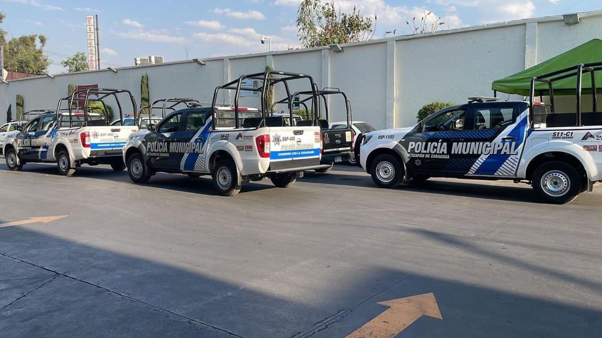 Gasolinera le pone diésel en lugar de gasolina a 100 patrullas de Edomex