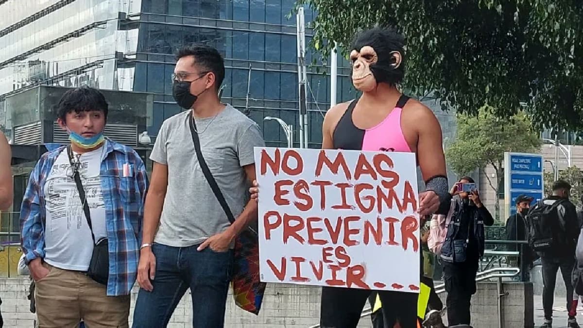 Comunidad LGBT+ en México exige vacuna contra viruela del mono