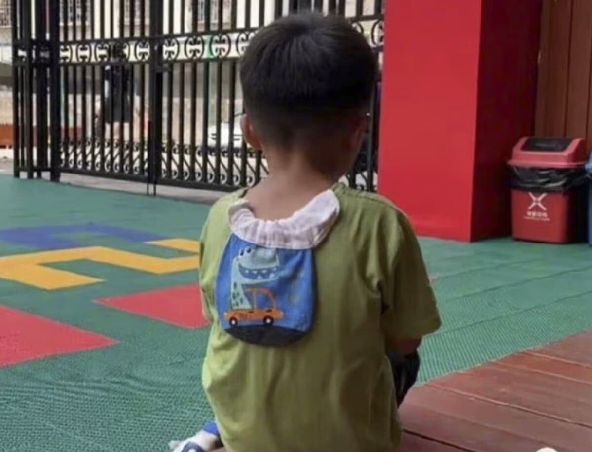 Hombre en China dejó a su hijo abandonado en la escuela tras descubrir que no era su padre biológico