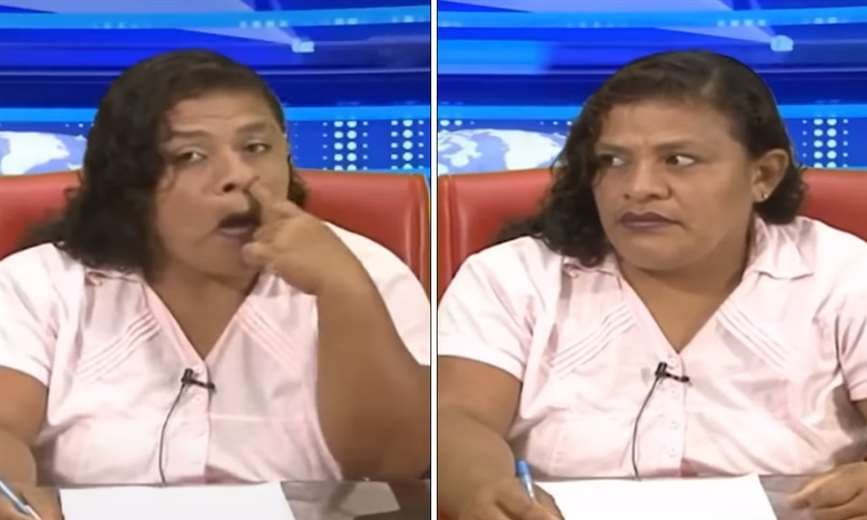 Video: Conductora de noticiero se enoja con camarógrafo porque la grabó picándose la nariz