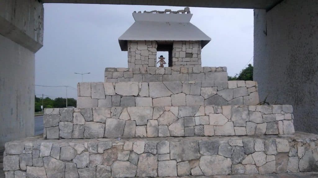 Reinstalará SCT la ‘Casa del Alux’ bajo el puente Cancún-Nizuc