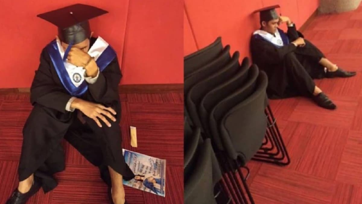 Joven rompe en llanto al notar que su familia no asistió a su graduación