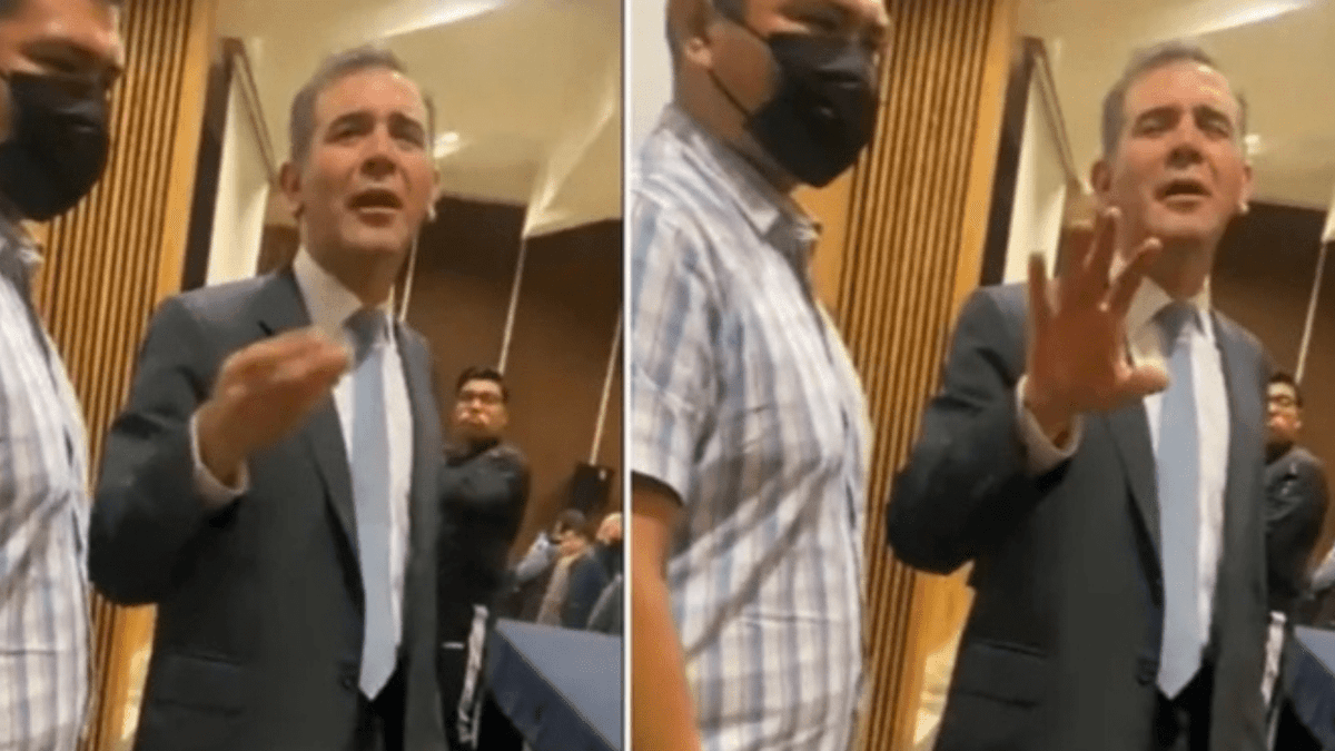 VIDEO: Llaman racista a Lorenzo Córdova en la UNAM
