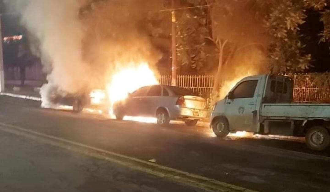 Video: Incendios y violencia en Colima por la captura de "La Vaca", líder criminal