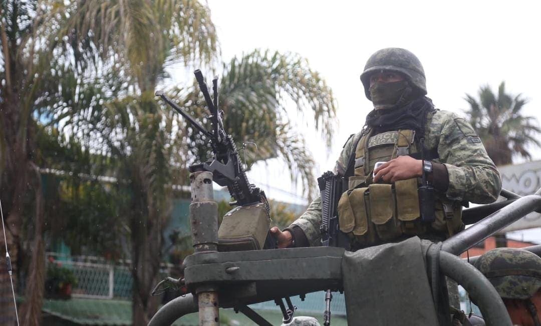 Luchaban contra el narco y fueron detenidos por el gobierno