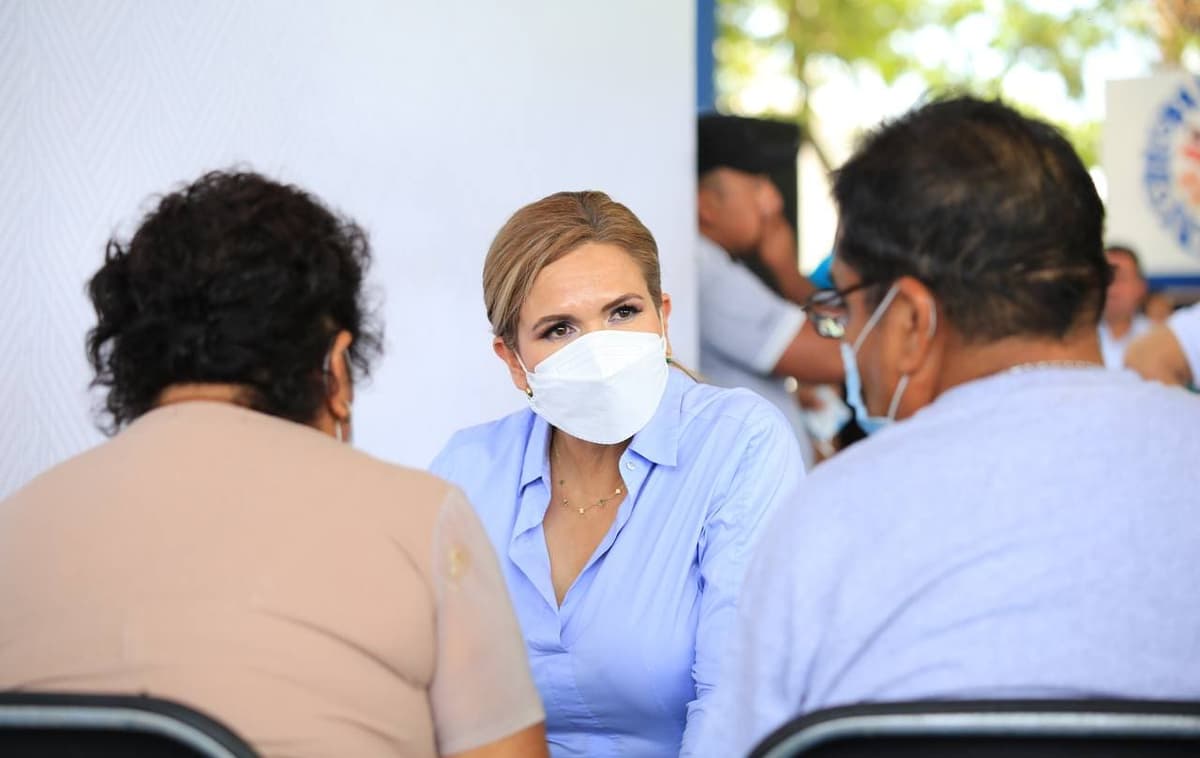 Acercan servicios municipales a Palmas I de Playa del Carmen