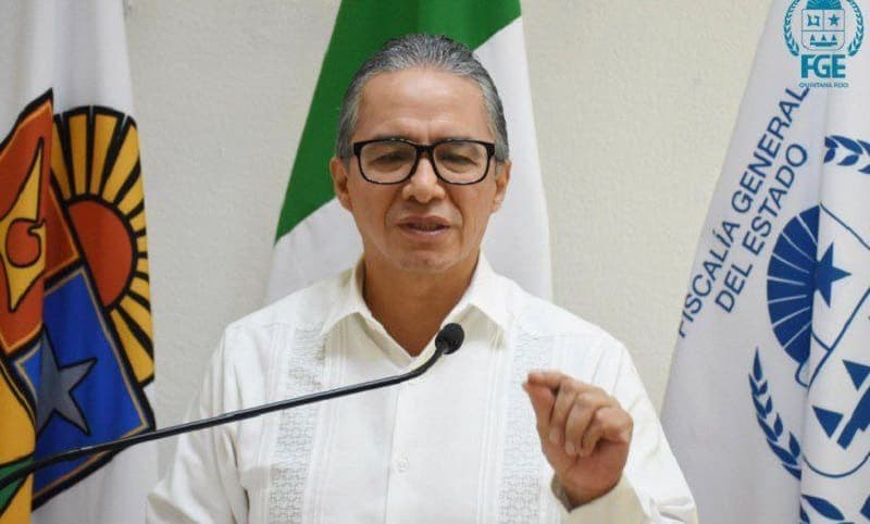Sustituir al fiscal Montes de Oca sería un error, afirma Issac Janix
