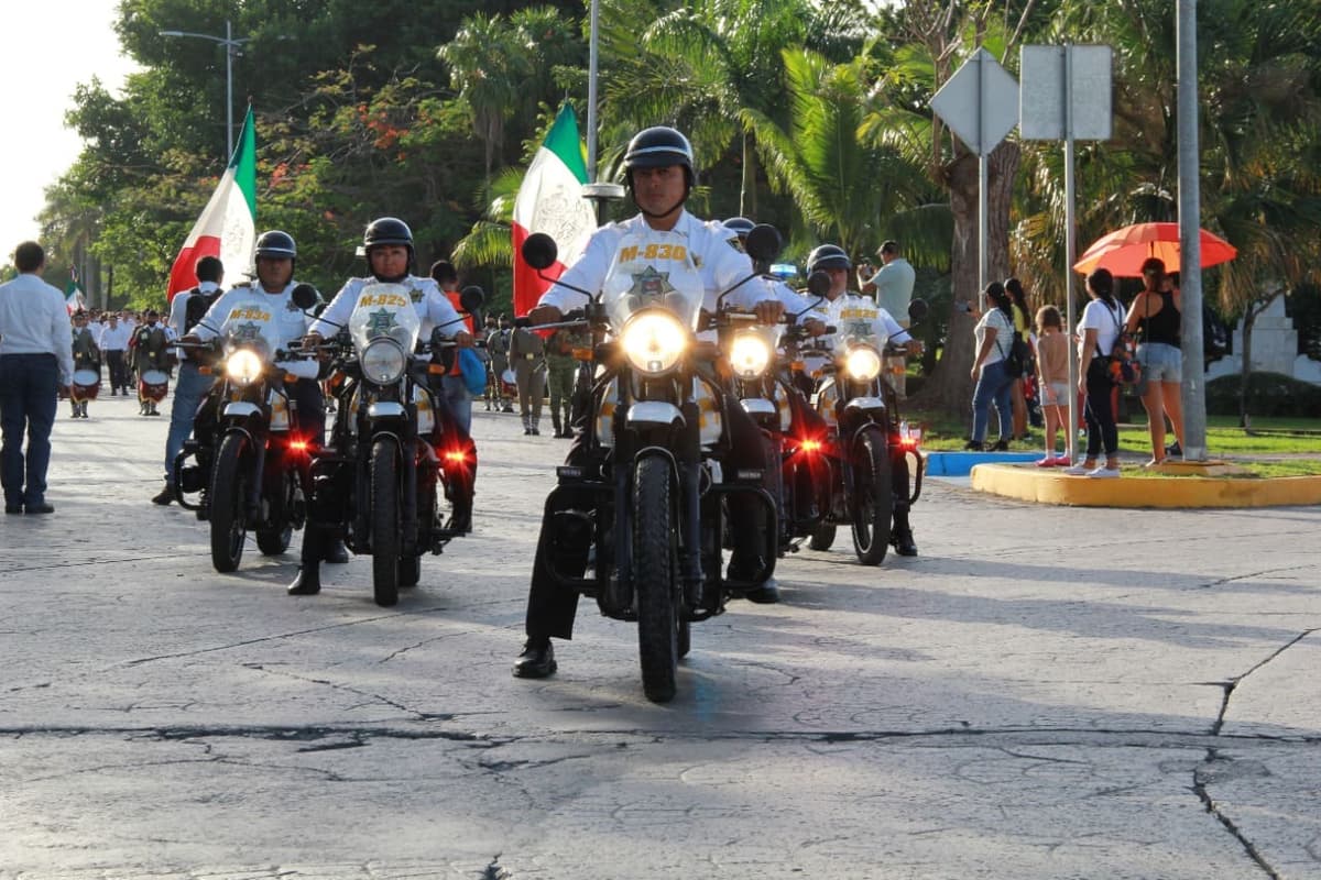 MÁS DE 3 MIL PERSONAS DESFILARON EN BENITO JUÁREZ