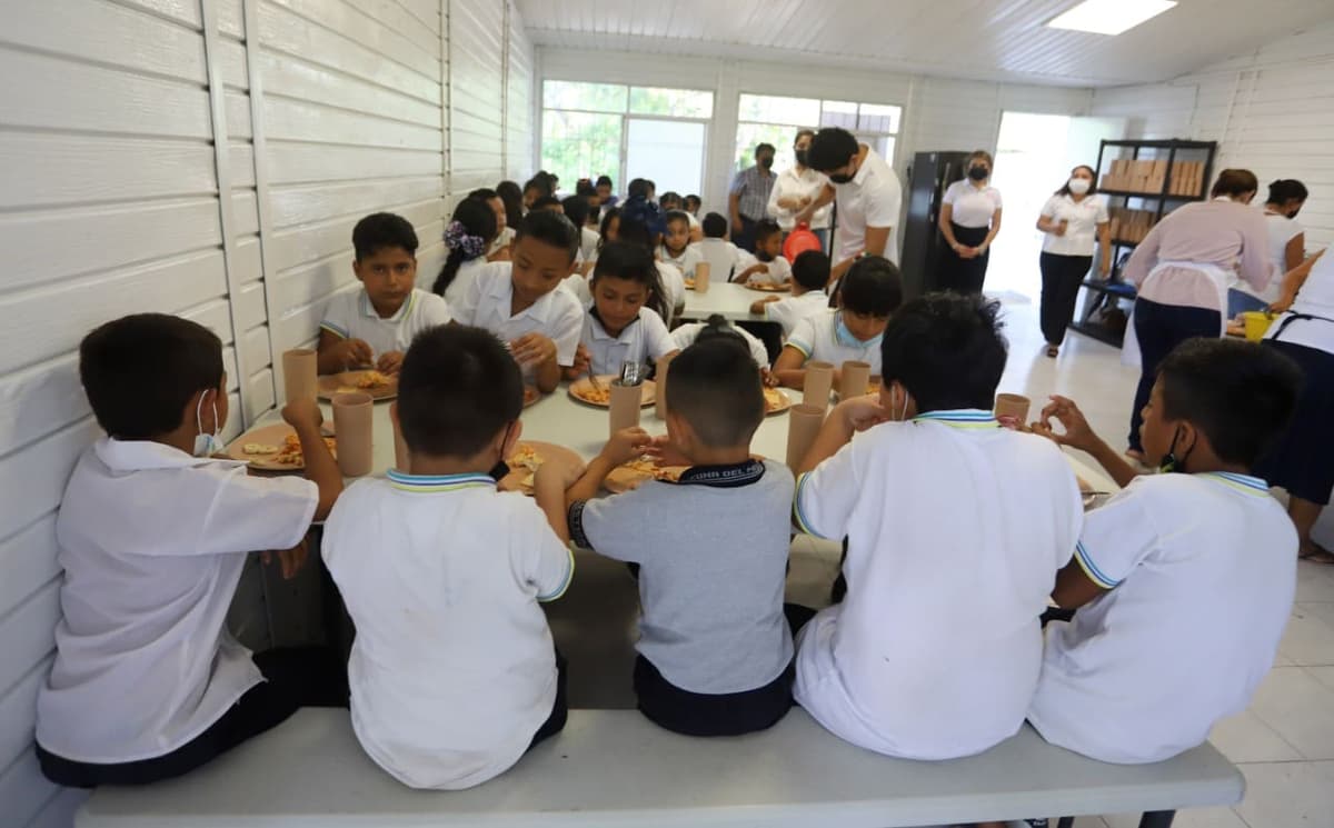 Rehabilita DIF municipal desayunador escolar en colonia “El Milagro”