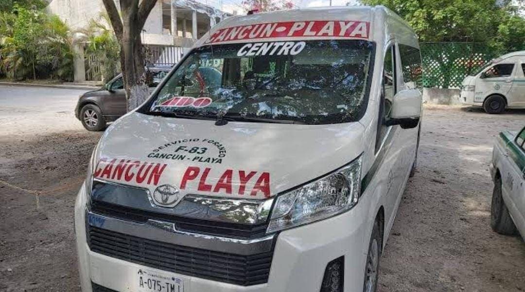 Casi 20 mil pasajeros menos al día, reportan las vanes foráneas de Playa del Carmen