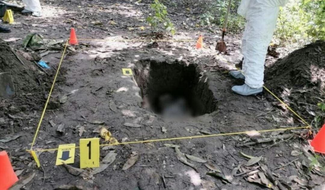 Investigan hallazgo de seis fosas clandestinas en Tecomán, Colima