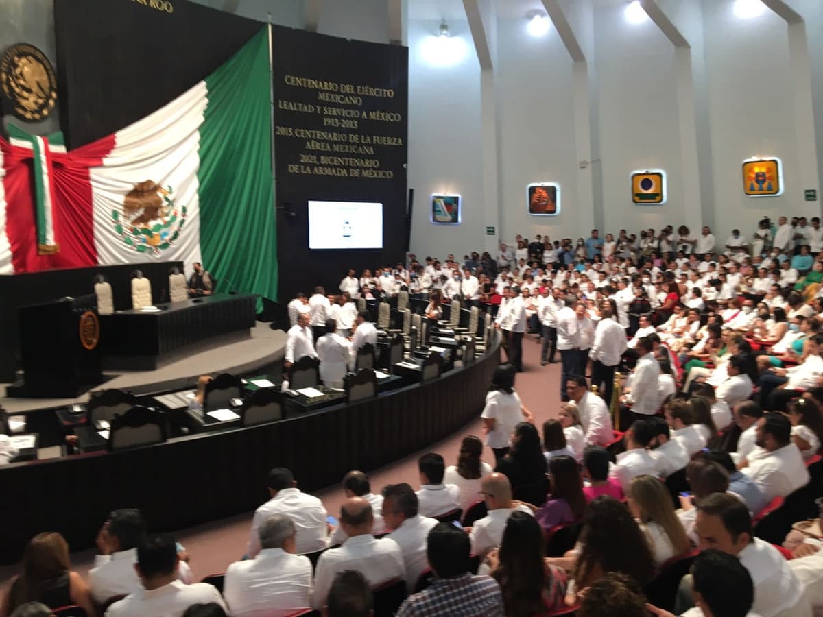 Entra en función la XVII Legislatura de Quintana Roo