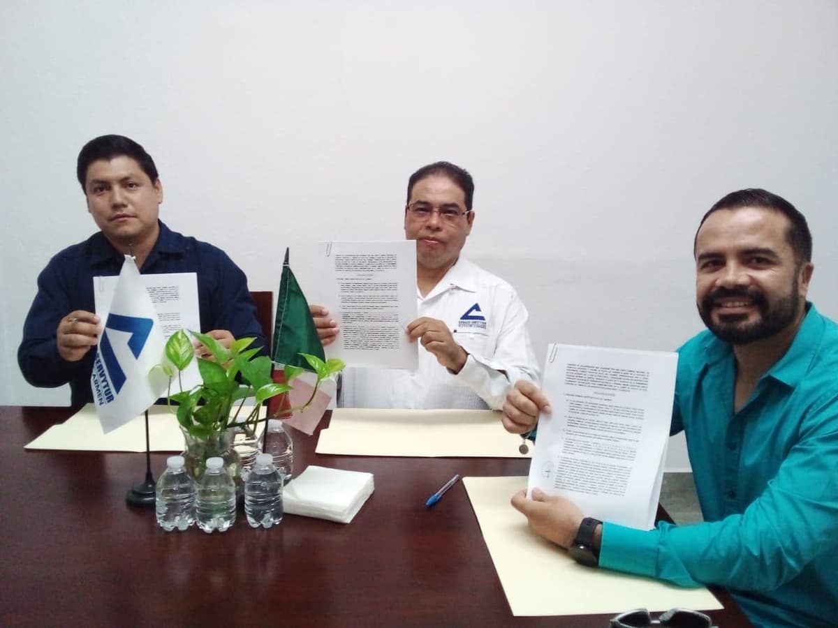 Logra CANACO Playa del Carmen convenio en materia tecnológica