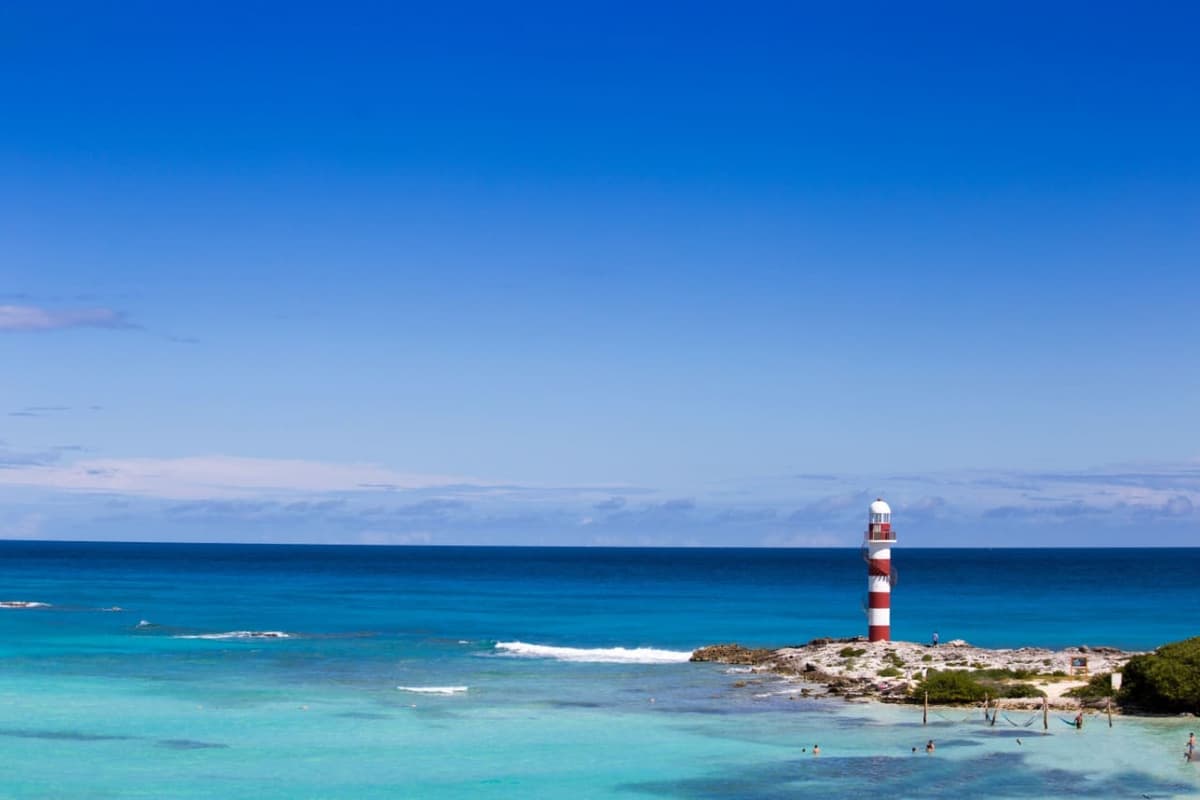 Quintana Roo rompe récord en llegada de pasajeros vía aérea en septiembre